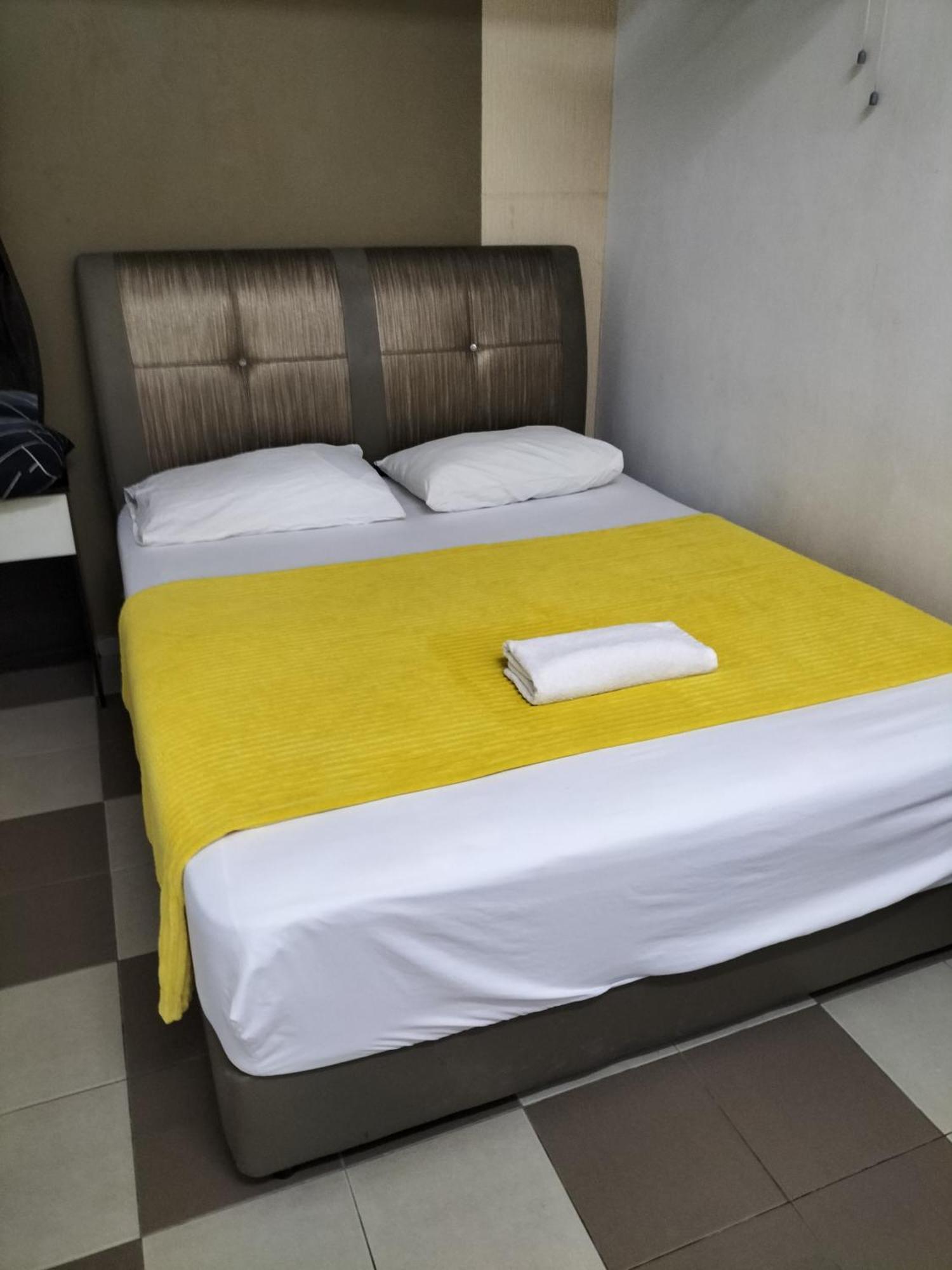 Ulfah Hotel Mersing Exteriör bild